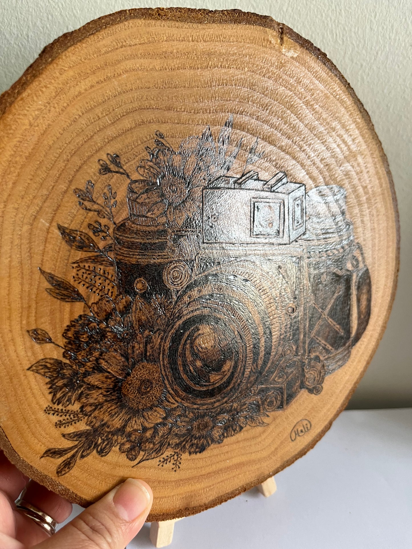 Vintage Camera with Flowers | Original Pyrography on Natural Wood Slice | Handmade by Rosaria