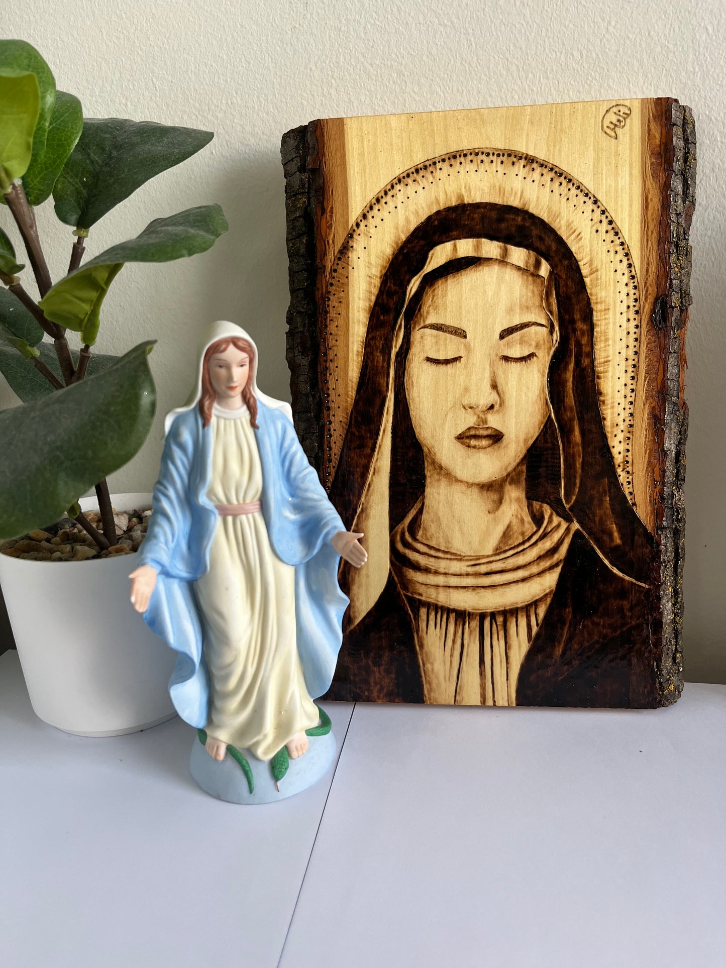 Our Lady in Prayer | Original Pyrography on Live-Edge Wood | Handmade by Rosaria