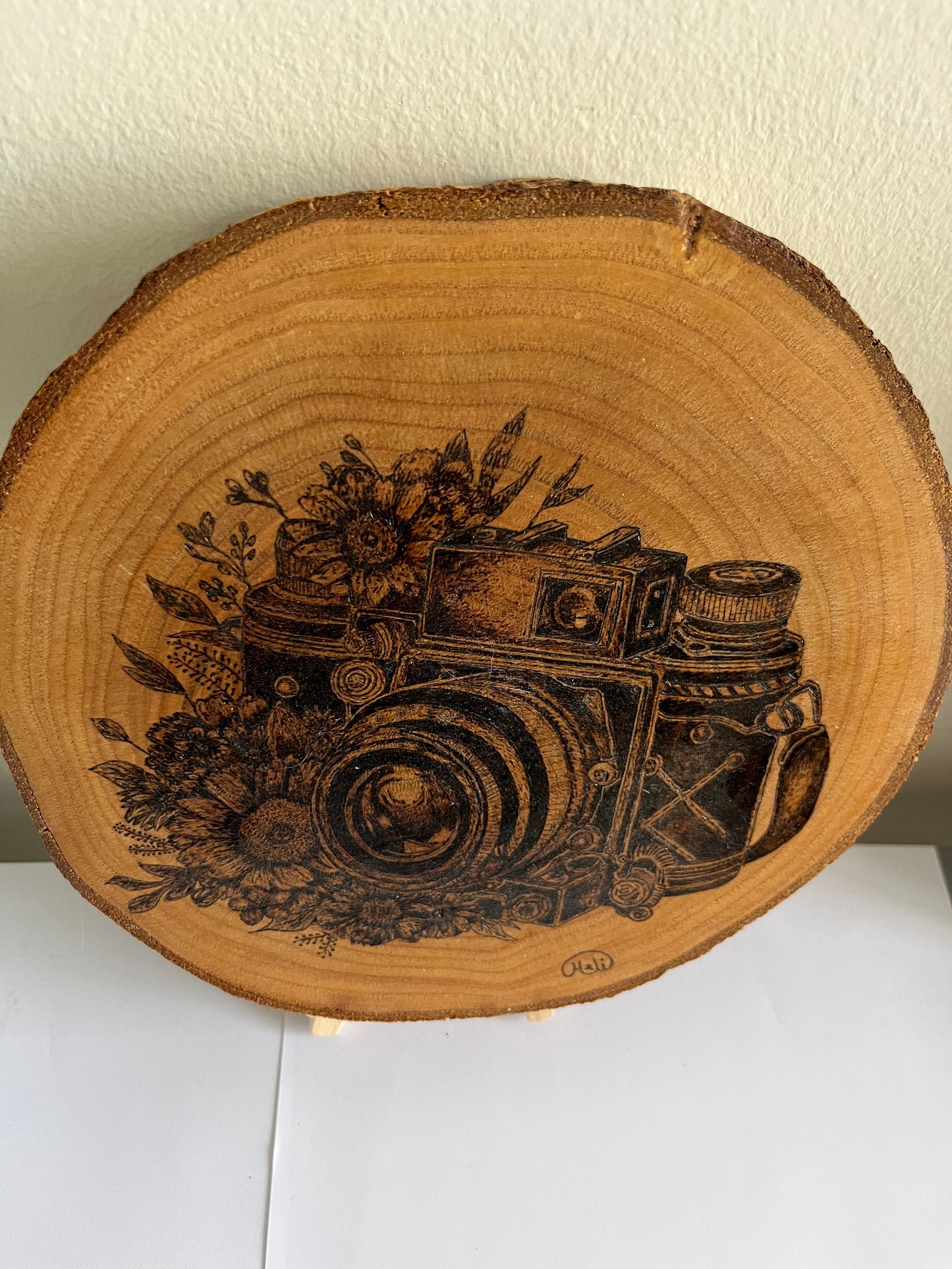 Vintage Camera with Flowers | Original Pyrography on Natural Wood Slice | Handmade by Rosaria